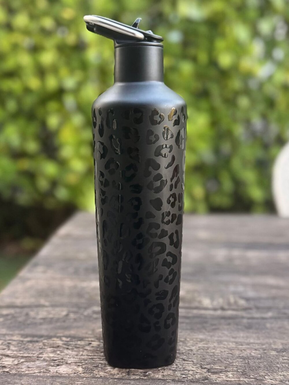 Brumate ReHydration Water Bottle Black Onyx Leopard 25oz Straw Matte